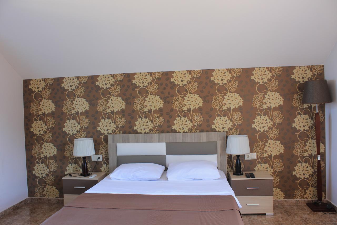 Seazone Hotel Shekhvetili Exterior photo