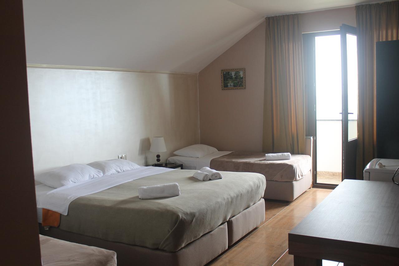 Seazone Hotel Shekhvetili Exterior photo